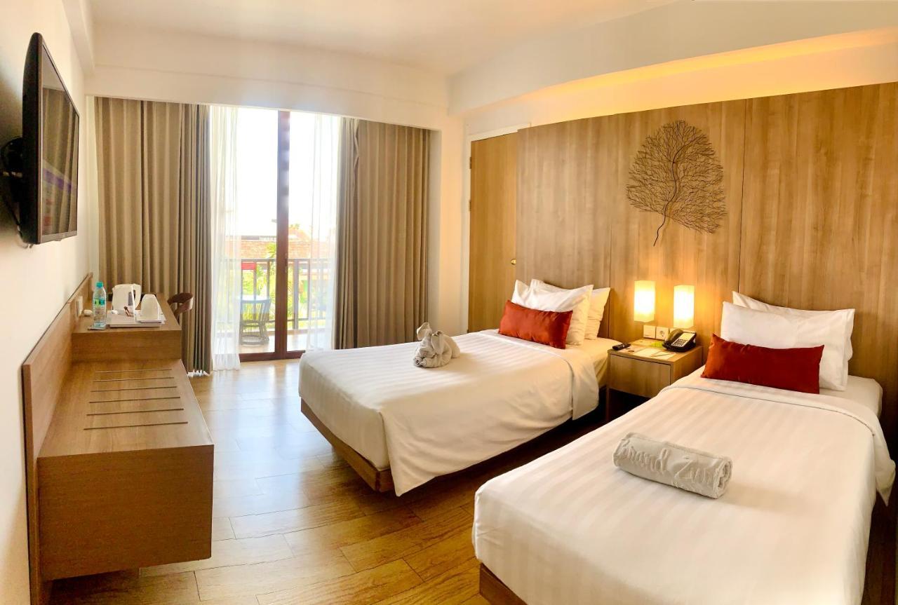 Hotel Grand Zuri Kuta Lombok Esterno foto