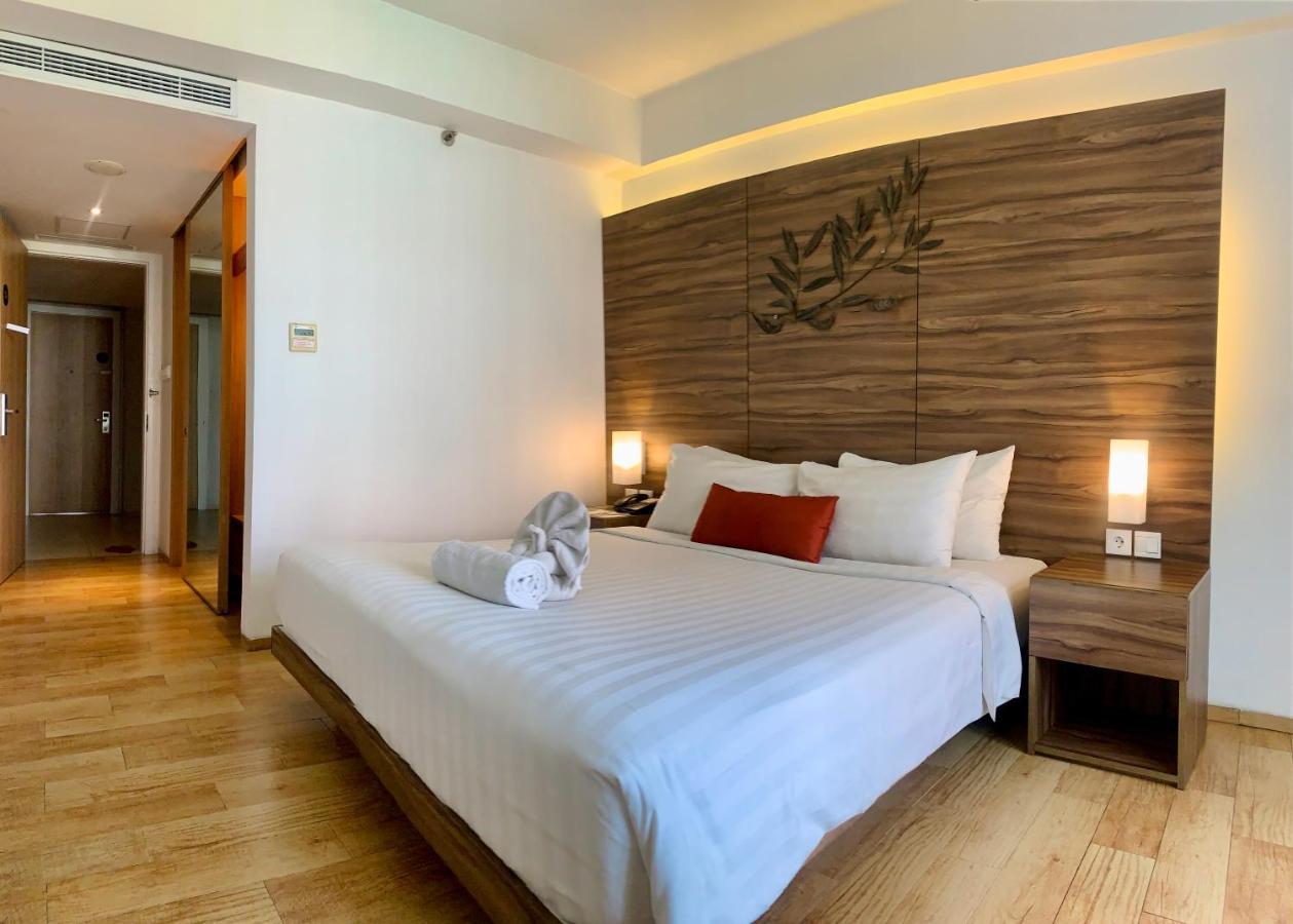 Hotel Grand Zuri Kuta Lombok Esterno foto
