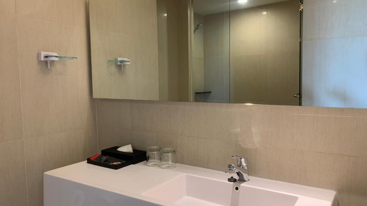 Hotel Grand Zuri Kuta Lombok Esterno foto