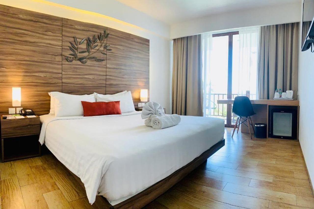 Hotel Grand Zuri Kuta Lombok Esterno foto