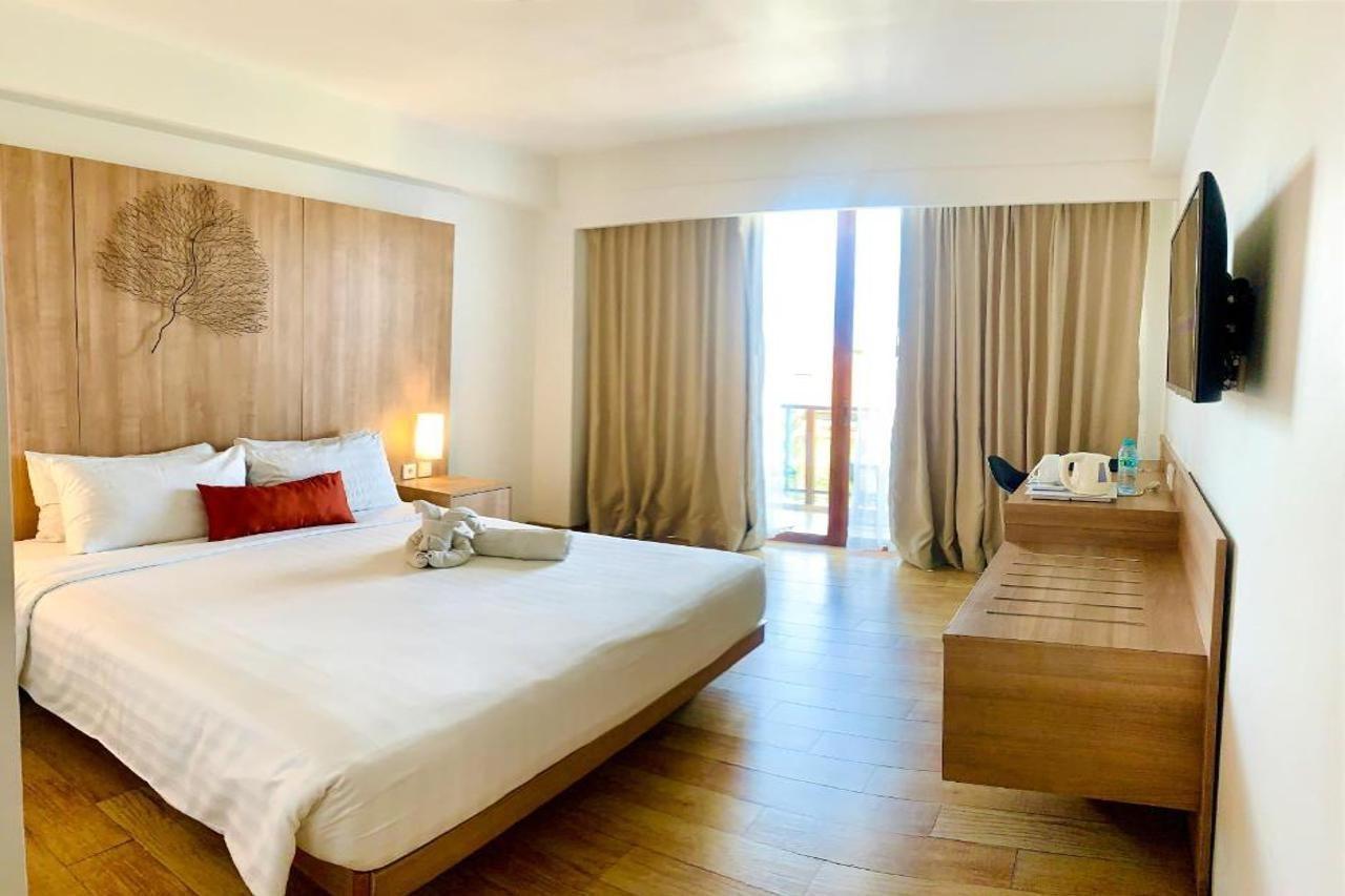 Hotel Grand Zuri Kuta Lombok Esterno foto
