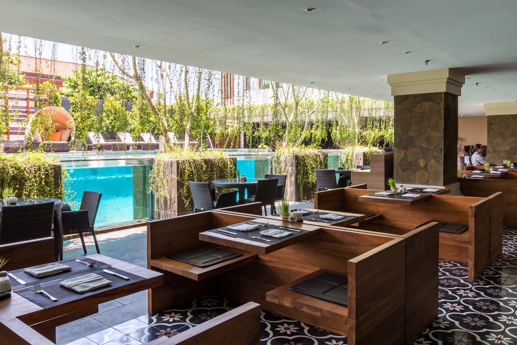 Hotel Grand Zuri Kuta Lombok Esterno foto