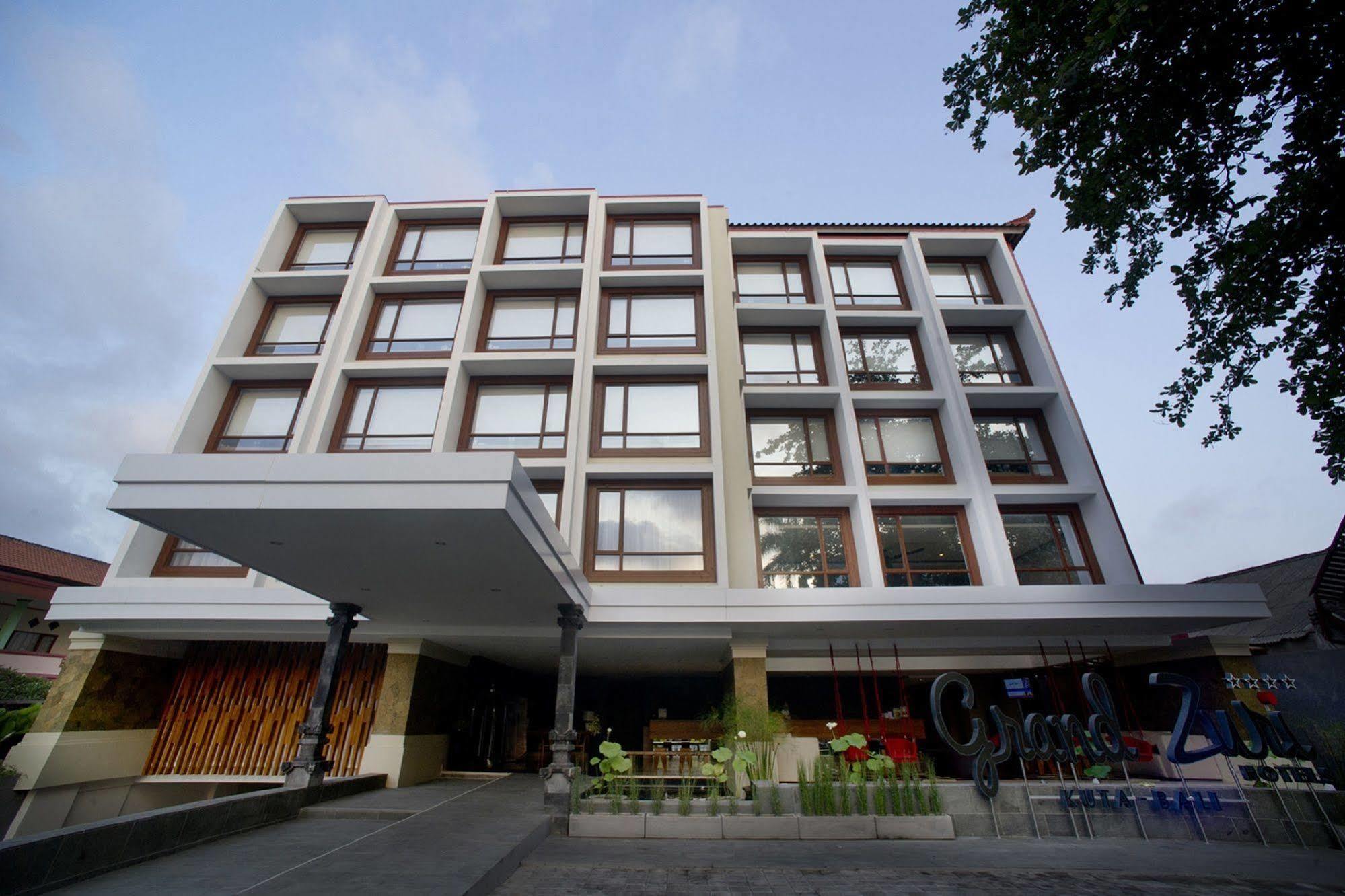 Hotel Grand Zuri Kuta Lombok Esterno foto